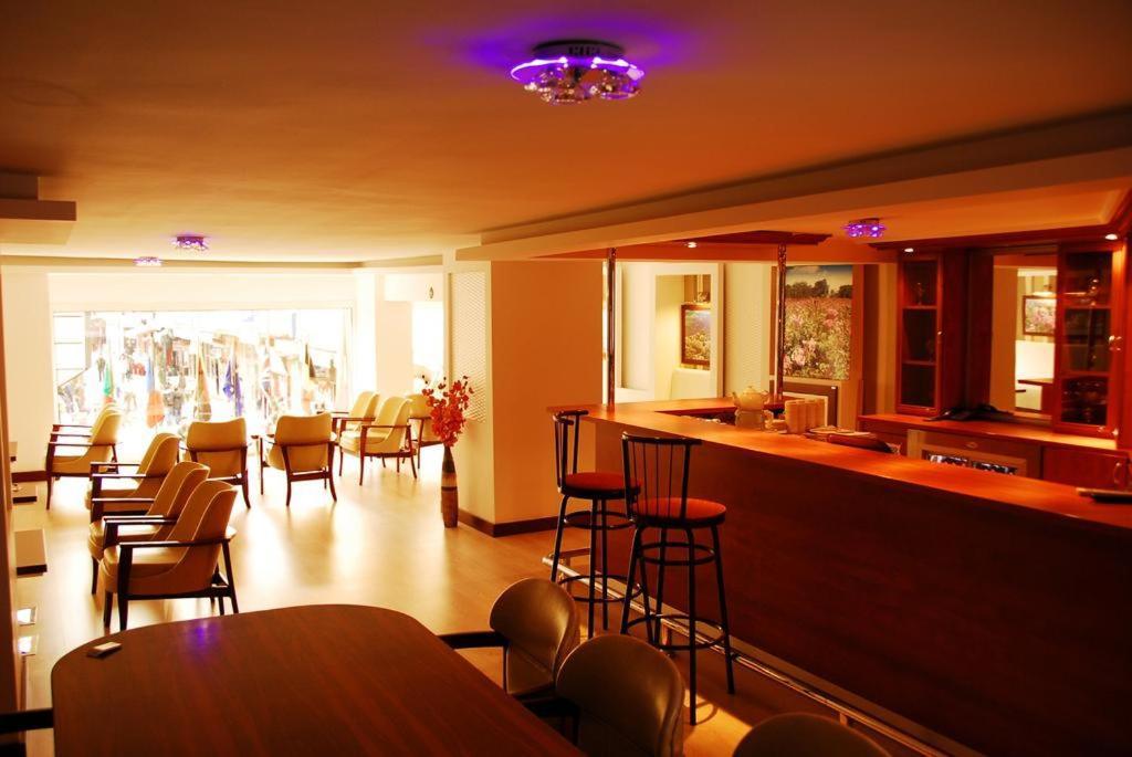 Artan Hotel Isparta Exteriér fotografie